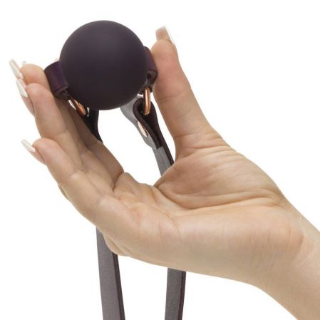  купить fs-69161 фиолетовый кляп-шар cherished collection leather ball gag