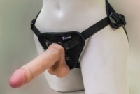 Комплект из трусиков Harness и двух насадок - 20,5 и 18 см. 
